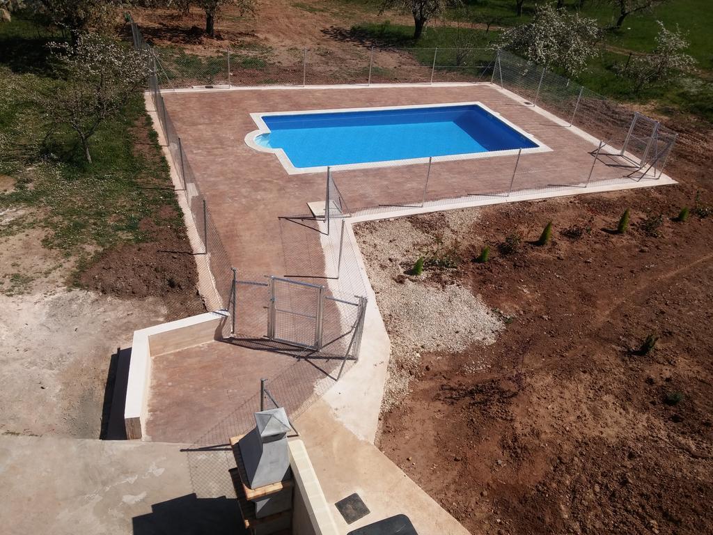 Puerta De Caderechas Villa Terminon Ngoại thất bức ảnh